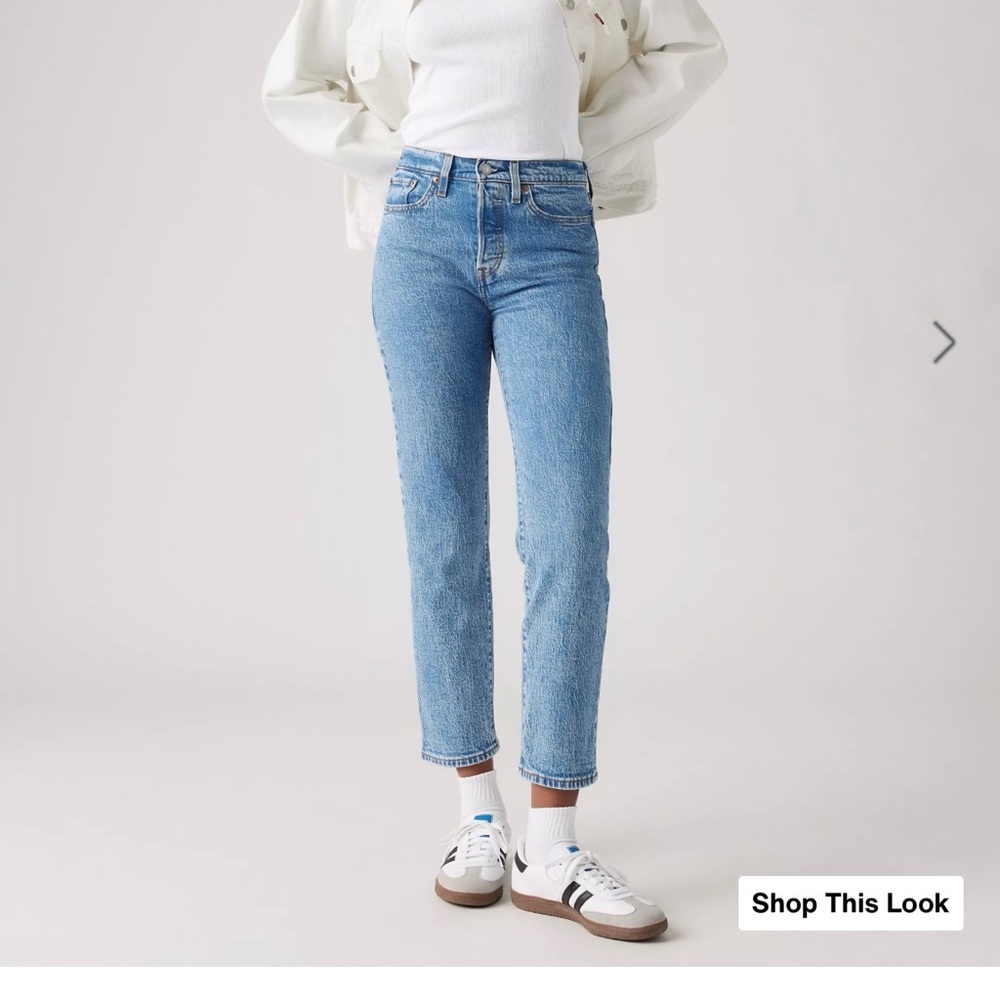 Levi's Wedgie Blue Straight Leg Jeans ( Size 30 )